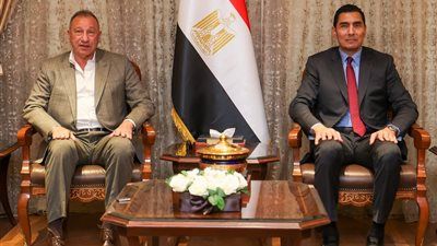 وزارة الرياضة ترفض التدخل في أزمة الأهلي واتحاد الكرة - الخليج الان