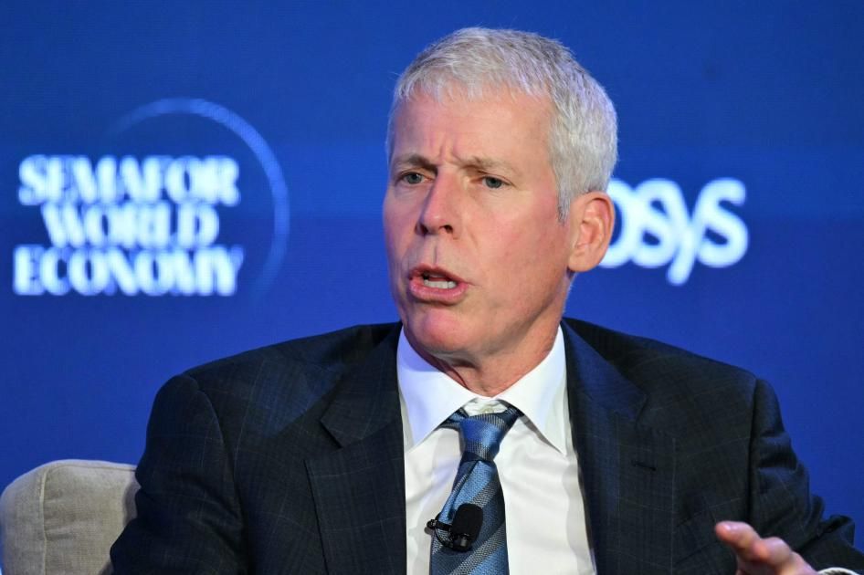 وزير الطاقة الأمريكي يتوقع ذروة النفط خلال أسابيع