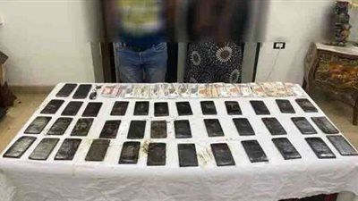 حملة أمنية كبرى.. 348 قضية مخدرات و385 متهمًا في قبضة الداخلية - الخليج الان