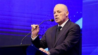 هاني أبو ريدة يتكفل بعلاج الحكم مصطفى الشهدي في ألمانيا بعد إصابته - الخليج الان