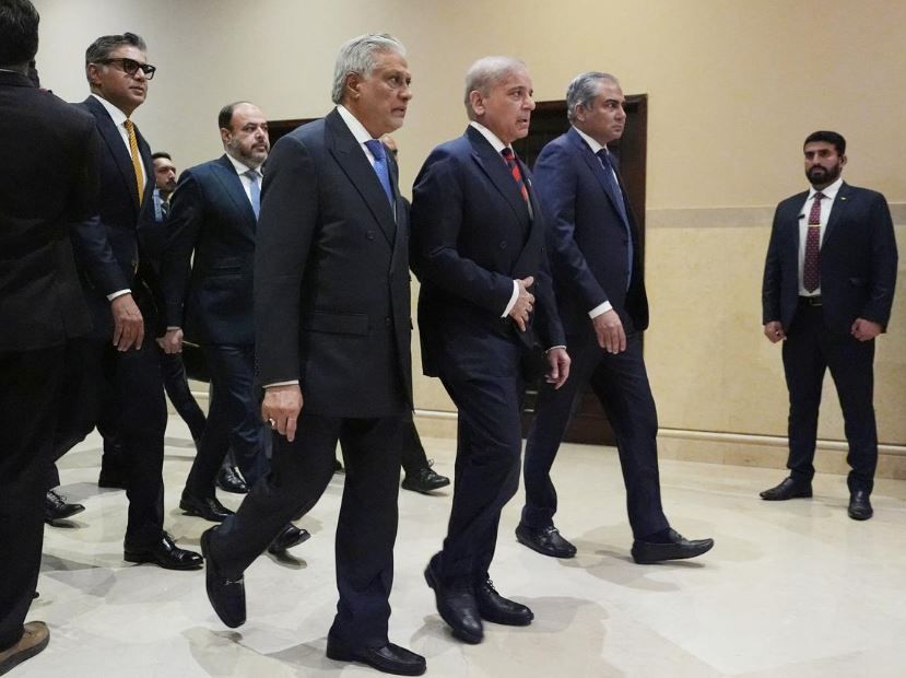 رئيس وزراء باكستان يزور السعودية وقطر وتركيا.. ما أهداف الجولة في هذا التوقيت؟ - الخليج الان