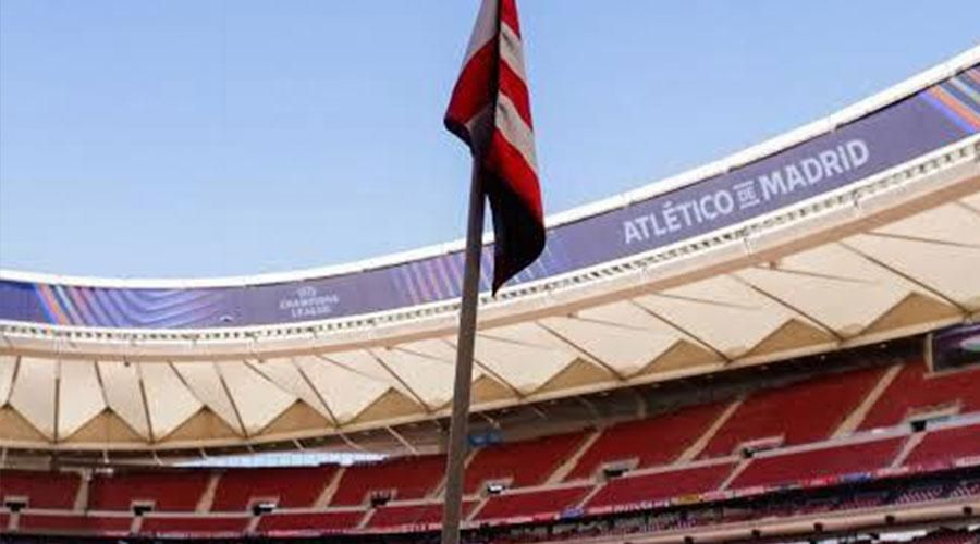 أتلتيكو مدريد يسخر من برشلونة بعد الإقصاء الأوروبي: نحب رائحة العشب المقطوع