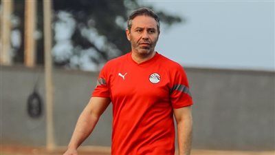 في عيد ميلاده الـ51..حازم إمام الثعلب الزملكاوي الذي خطف قلوب الأهلاوية - الخليج الان