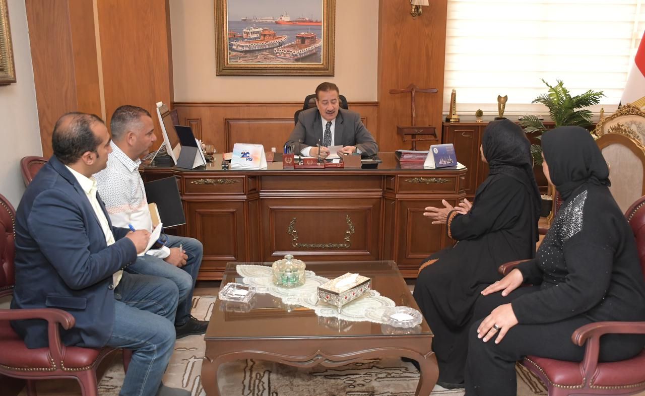 استجابة عاجلة لمحافظ بورسعيد لما نشره موقع “تليجراف الخليج”.. دعم إنساني لسيدة حملت نجلها 45 عامًا - الخليج الان