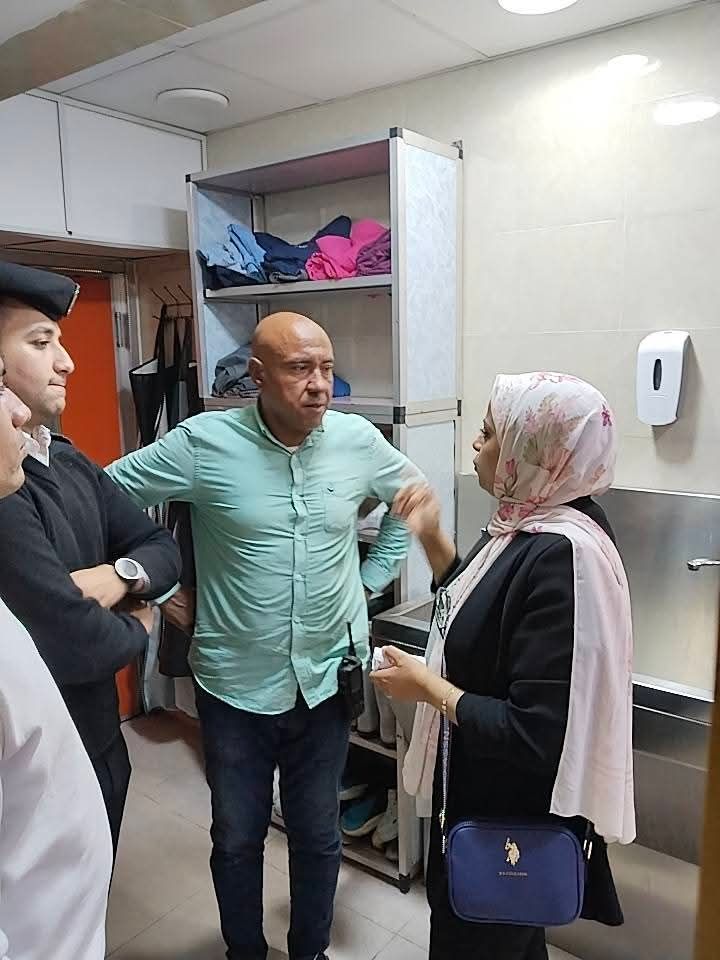 غلق وتشميع مركز "كارمن" للنساء والتوليد بالإسماعيلية بعد واقعة طبية وشكاوى بعدم الترخيص - الخليج الان