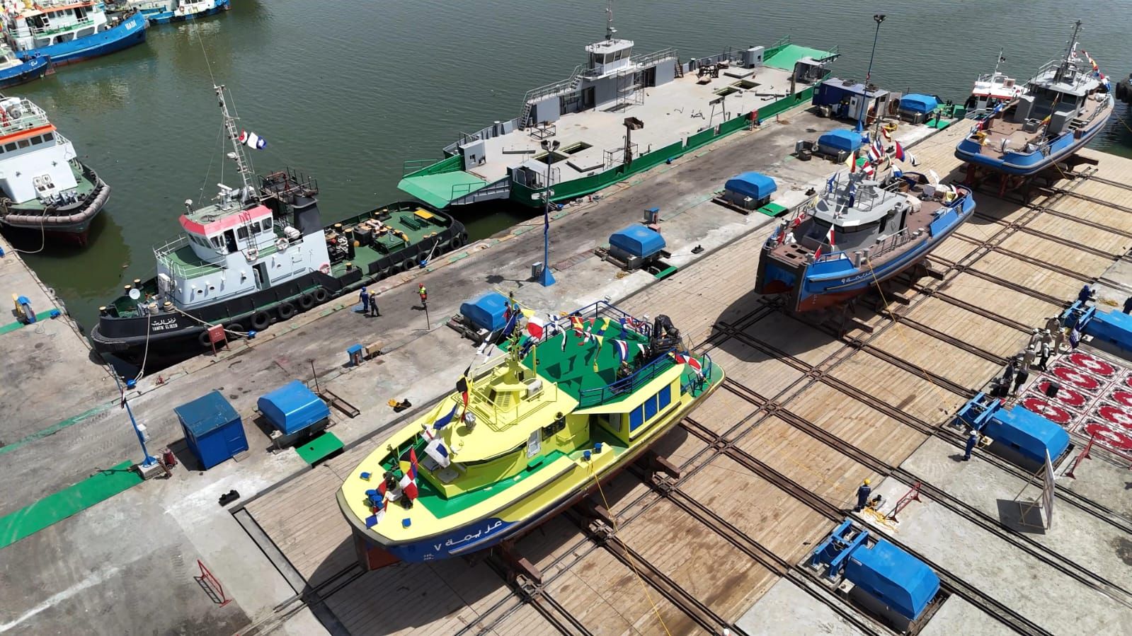 تدشين قاطرات جديدة لتعزيز أسطول قناة السويس ودعم توطين صناعة الوحدات البحرية - الخليج الان