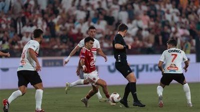 الأهلي يسدد مستحقات الحكام الأجانب لمواجهتي بيراميدز والزمالك دفعة واحدة - الخليج الان