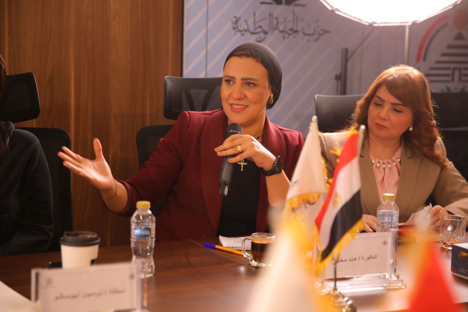 حزب الجبهة الوطنية يبدأ حوارا مجتمعيا لإنقاذ الأسرة المصرية: تأهيل المقبلين على الزواج وقانون يحمي كل الأطراف - الخليج الان