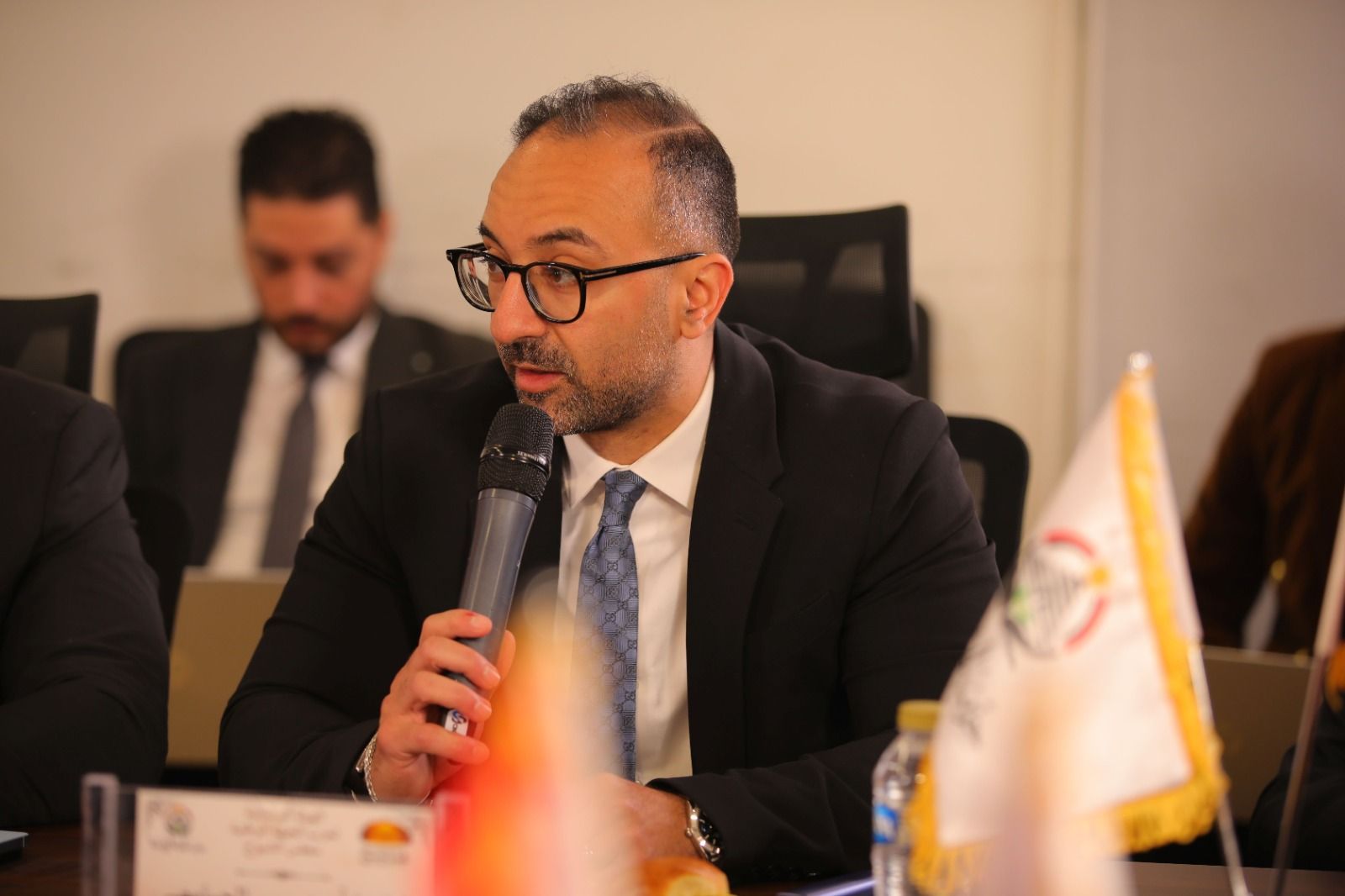 حزب الجبهة الوطنية يبدأ حوارا مجتمعيا لإنقاذ الأسرة المصرية: تأهيل المقبلين على الزواج وقانون يحمي كل الأطراف - الخليج الان