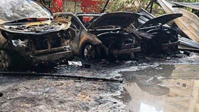 جحيم داخل جراج الزقازيق.. المعاينة: تفحم 6 سيارات وتحقيقات تكشف المجهول - الخليج الان