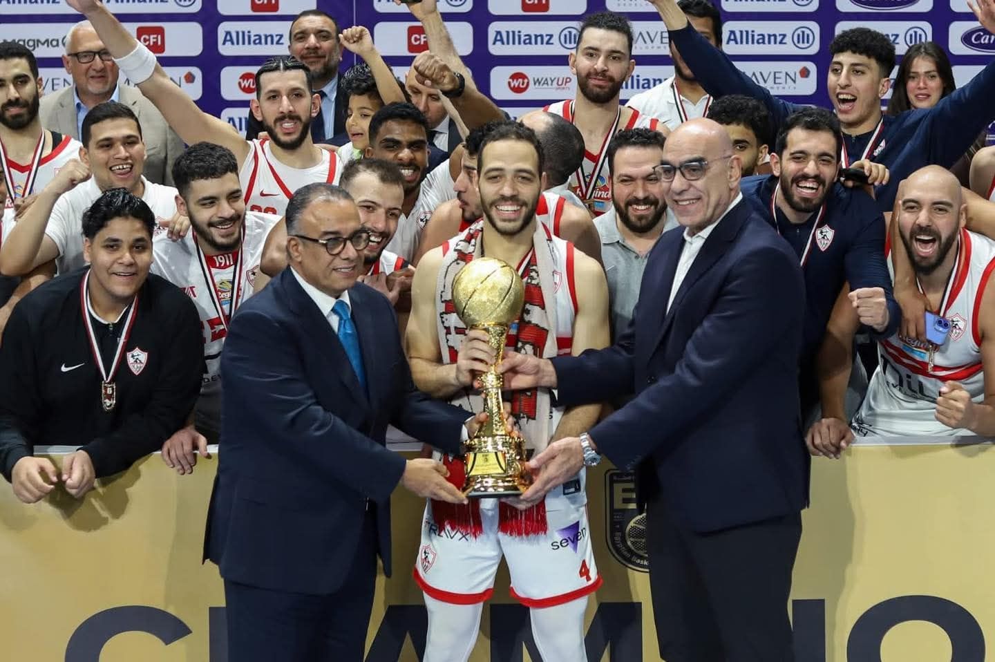 محمد إدريس يشيد بعمر هشام وجماهير الزمالك بعد التتويج بكأس مصر للسلة - الخليج الان