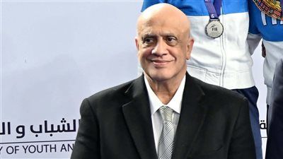 طارق الحسيني: تنظيم كأس العالم لسلاح الشيش بالقاهرة يعكس مكانة مصر الدولية.. ومشاركة 44 دولة تؤكد الثقة في قدراتنا - الخليج الان