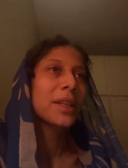 بثينة ابنة علي الحجار في فيديو جديد: نفسي اشتغل من البيت واقبض بالدولار - الخليج الان