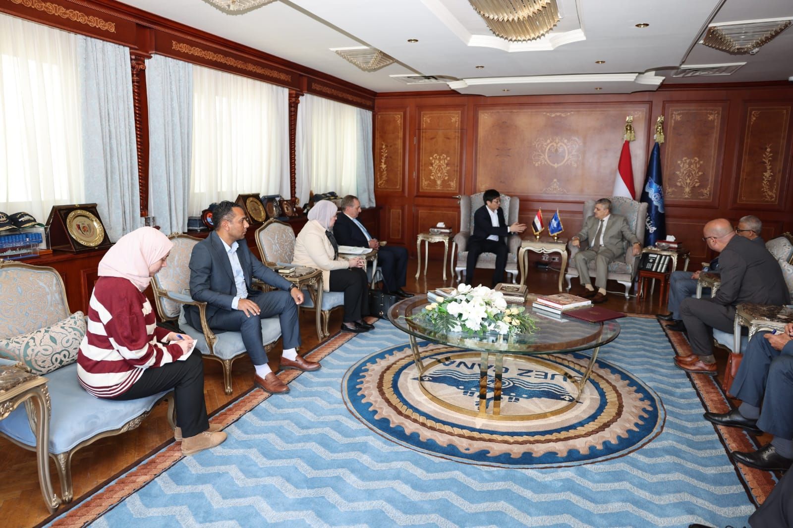 رئيس هيئة قناة السويس يبحث تعزيز التعاون مع “تيدا مصر” لدعم التنمية الصناعية واللوجيستية - الخليج الان