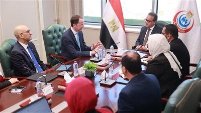 وزير الصحة وفايزر يبحثان توسيع التعاون لعلاج الأورام والهيموفيليا وتوطين اللقاحات - الخليج الان