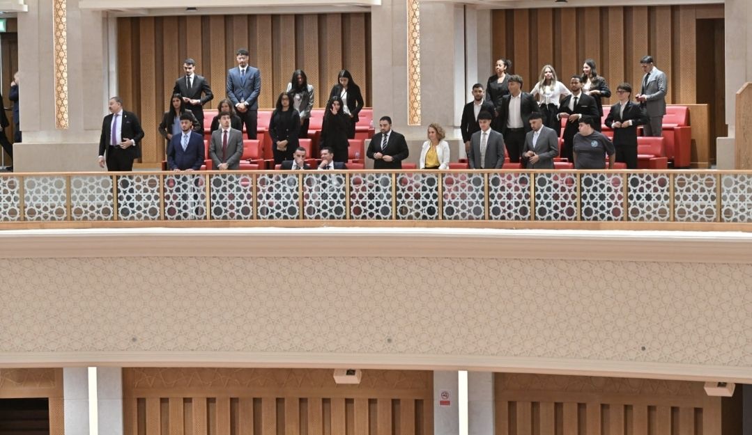 مجلس النواب يستقبل وفدًا طلابيًا من كلية الحقوق بالجامعة الألمانية بالقاهرة - الخليج الان
