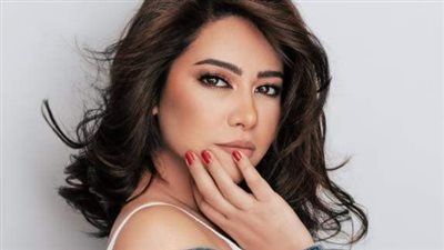 الحضن شوك.. شيرين عبد الوهاب تطرح أغنيتها الجديدة بعد غياب طويل| فيديو - الخليج الان