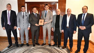 وزير الشباب والرياضة يجتمع مع اتحاد التايكوندو لبحث خطة المرحلة المقبلة - الخليج الان