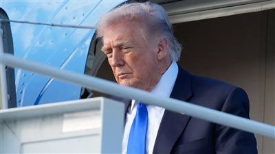 بسبب حادث أمنى.. أفراد الخدمة السرية يجلون الرئيس الأمريكي من حفل بالبيت الأبيض - الخليج الان