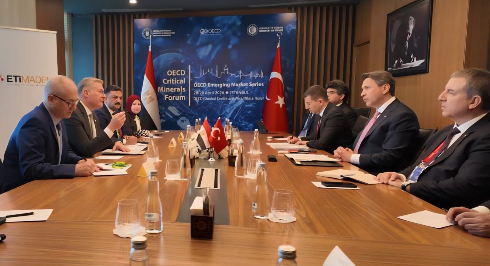 وزير البترول يبحث مع نظيره التركي فرص التعاون في مجالات التعدين والطاقة - الخليج الان