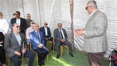 محافظ بني سويف يتفقد سير العمل بمشروع الصرف الصحي بقرية منهرو بنظام المشاركة المجتمعية - الخليج الان