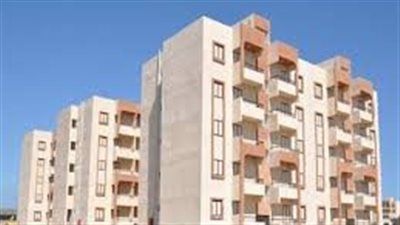 تحرك عاجل بسبب شرخ خطير بعمارة سكنية في المنيا - الخليج الان