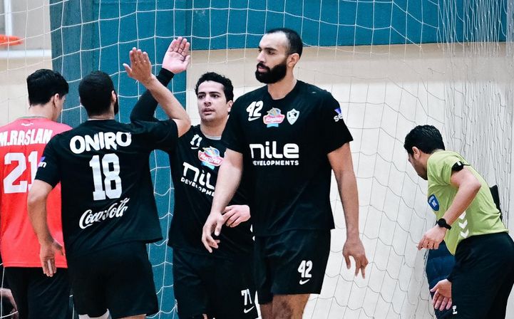 مفاجأة مدوية في كأس مصر لكرة اليد.. الأولمبي يُقصي الزمالك ويصعد للنهائي ويلاقي الأهلي - الخليج الان