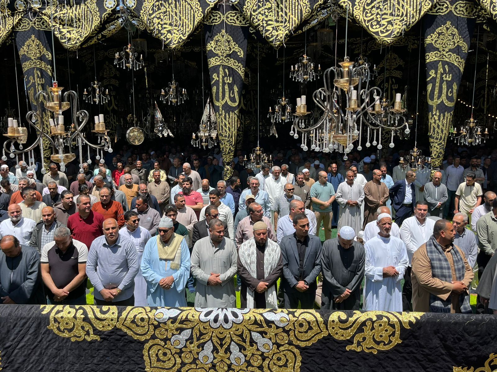 لحق بنجله ..تشييع جثمان طبيب توفي إثر حريق شقته بكفر الشيخ - الخليج الان