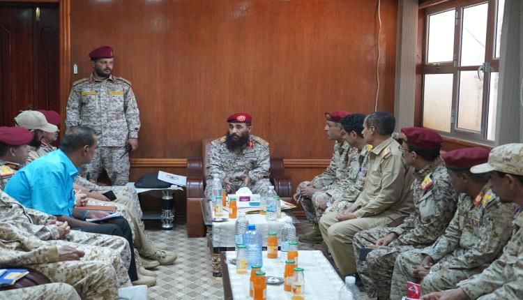 عدن تشهد مراسم الاستلام والتسليم لقيادة المنطقة العسكرية الرابعة