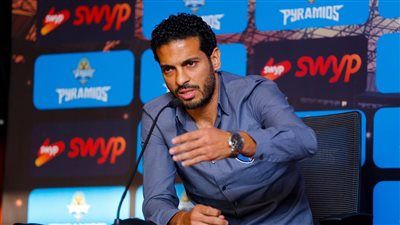 هاني سعيد يهاجم طاقم تحكيم مباراة بيراميدز وسيراميكا كليوباترا في الدوري - الخليج الان