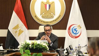 لن نغفل جهوده الوزير .. النائب حاتم عبدالعزيز يدافع عن وزير الصحة بعد أزمة التأشيرة - الخليج الان