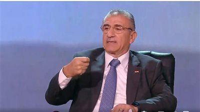 وائل ربيع: واشنطن لن تخاطر بمرور مدمرات عبر هرمز.. والتوتر مع إيران قد يقود لتصعيد غير محسوب - الخليج الان