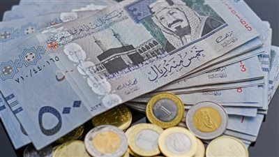 سعر الريال السعودي مقابل الجنيه المصري اليوم الخميس مع بدء موسم الحج.. تحديث لحظي في البنوك - الخليج الان