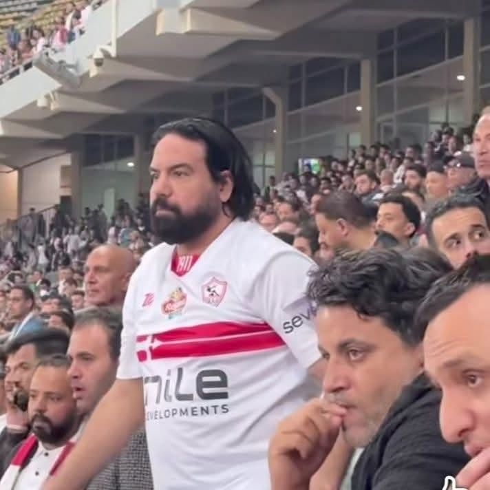 الأهلي يتقدم ببلاغ للنائب العام ضد مدحت عبد الهادي بسبب تطاوله على النادي (خاص) - الخليج الان