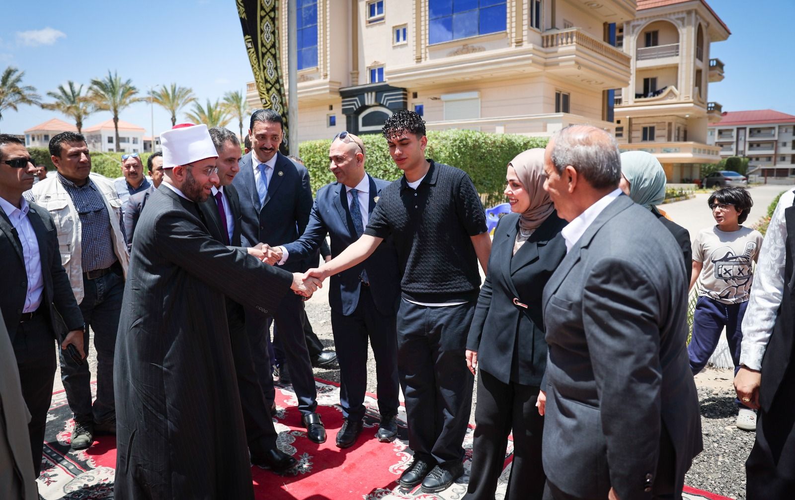 لمسة وفاء في عيد دمياط القومي.. وزير الأوقاف والنائب محمد رزق يفتتحان مسجد رزق الرحمن احتفالًا بالعيد القومي للمحافظة - الخليج الان