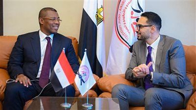 رئيس الاتحاد الإفريقي للجودو يزور الاتحاد المصري لبحث تطوير اللعبة - الخليج الان