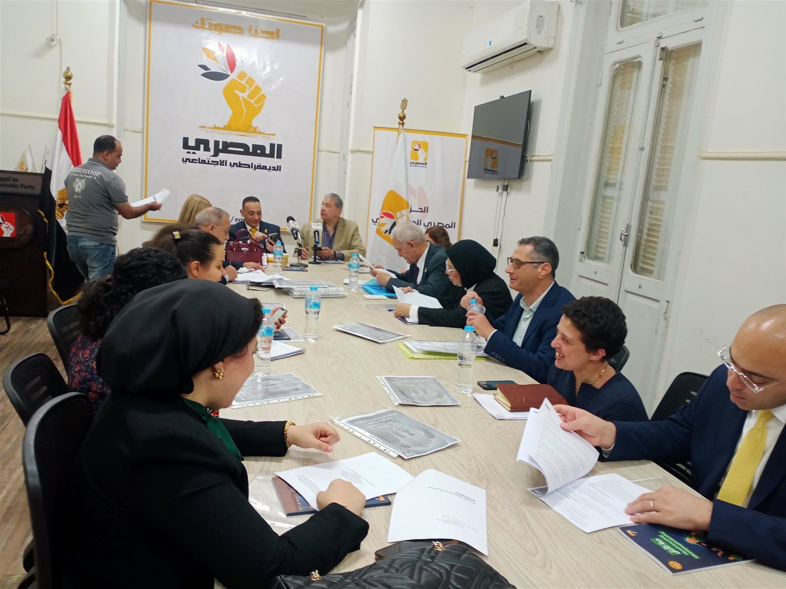 بدء الحلقة النقاشية حول التعديلات على قانون الأحوال الشخصية للمسيحيين والتي نظمها الحزب المصري الديمقراطي الاجتماعي - الخليج الان