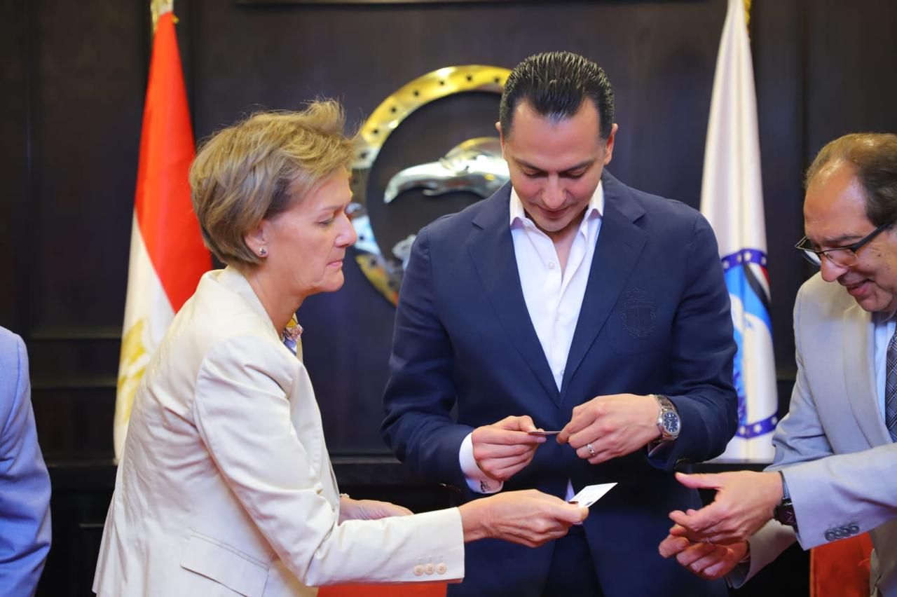 «مستقبل وطن» يستقبل سفيرة الاتحاد الأوروبي بالقاهرة لبحث التعاون والقضايا التشريعية - الخليج الان