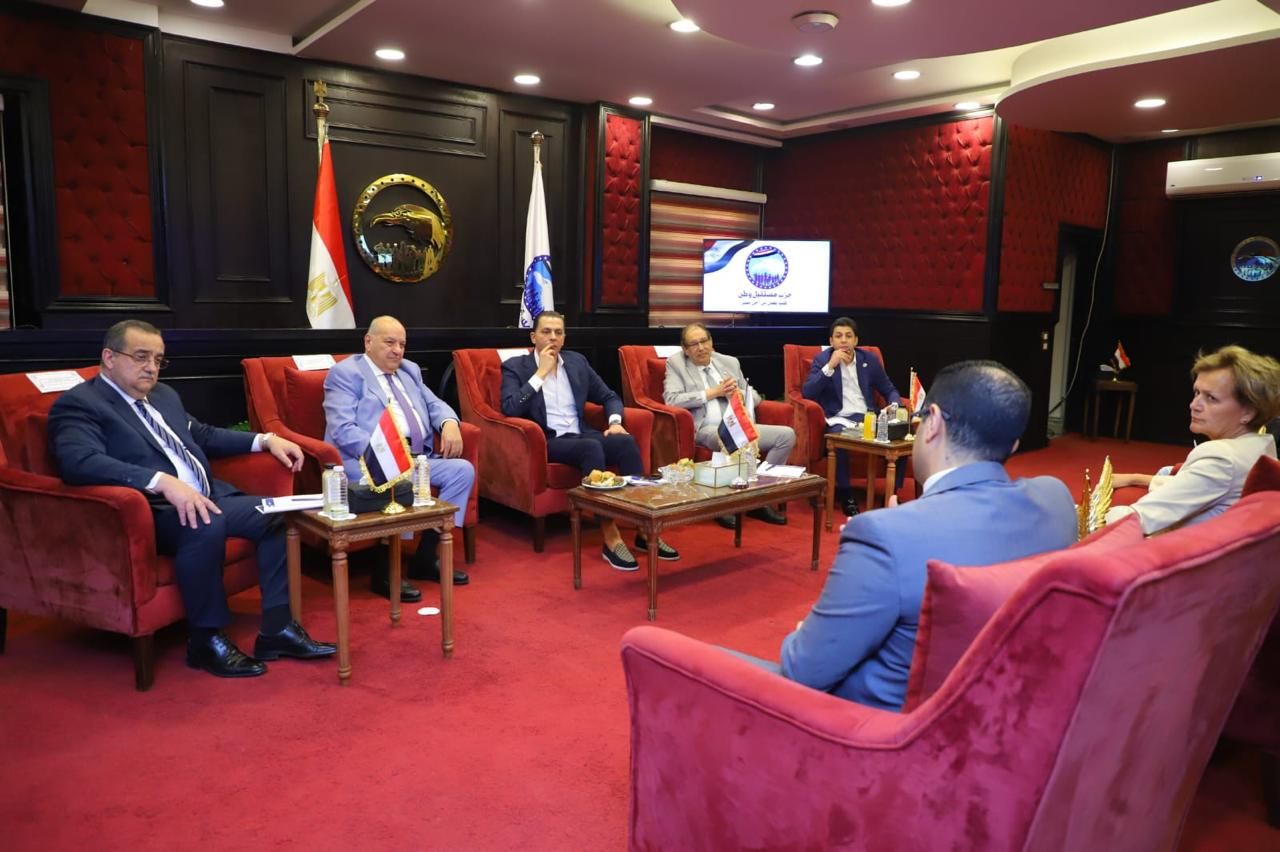 «مستقبل وطن» يستقبل سفيرة الاتحاد الأوروبي بالقاهرة لبحث التعاون والقضايا التشريعية - الخليج الان