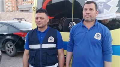 طاقم إسعاف الإسماعيلية ينقذ سيدة ويُجري ولادة ناجحة داخل سيارة الإسعاف - الخليج الان