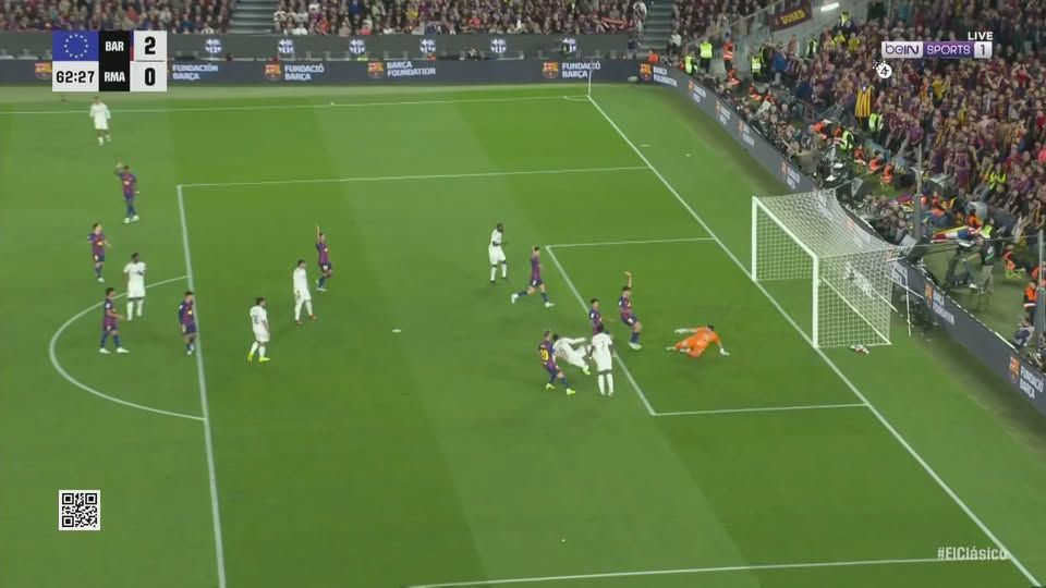 ريال مدريد.. جود بيلينجهام يسجل الهدف الأول لـ ريال مدريد في مرمى برشلونة بالدوري الإسباني وإلغائه بسبب التسلل - الخليج الان