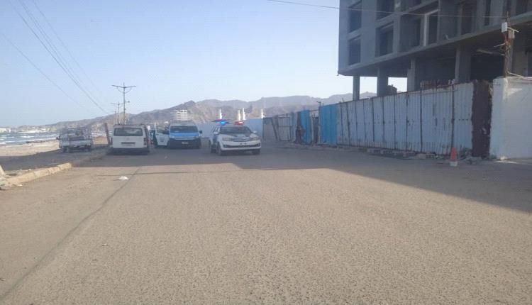 حملة ميدانية واسعة لإزالة العشوائيات وضبط الشيش في كورنيشات خورمكسر