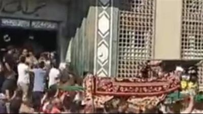 العيد يتحول إلى حزن.. وداع مؤثر لأب ونجله بعد غرقهما داخل مزرعة أسماك بإدكو - الخليج الان