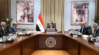 رئيس الوزراء يتابع جهود تعظيم الاستفادة من مقومات وإمكانات شركات ومصانع الإنتاج الحربي - الخليج الان