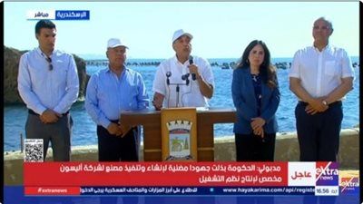 رئيس الوزراء: خطة لتطوير المناطق الصناعية بالصعيد وربطها بالنقل - الخليج الان