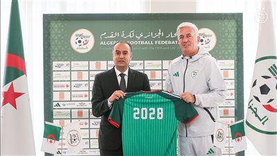 تجديد عقد السويسري بيتكوفيتش مدرب منتخب الجزائر لمدة عامين قادمين - الخليج الان