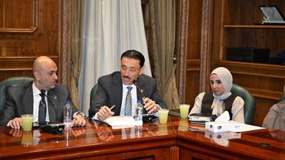 تعليم الشيوخ توافق علي مقترح النائب محمد رزق حول تنظيم محتوى منصات التواصل الاجتماعي - الخليج الان