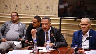 استجابةً لتوجيهات الرئيس السيسي.. «دينية الشيوخ» تفتح ملف الكتاتيب وتبحث إخضاعها لإشراف الأزهر والأوقاف لحماية النشء وترسيخ الفكر الوسطي - الخليج الان