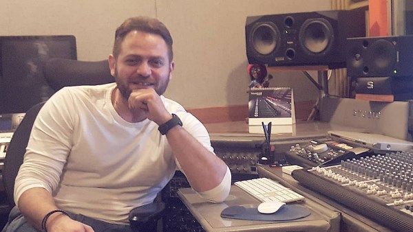 نادر نور يكشف حقيقة خلافه مع رامي صبري: "التقدير بيقول إن المطرب يرد حتى لو بالرفض" - الخليج الان