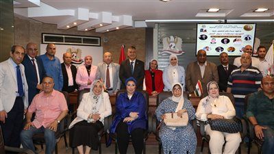 حزب «المصريين» يفتح ملف الفجوة بين التعليم وسوق العمل في ندوة موسعة بمشاركة نخبة من الخبراء والمتخصصين - الخليج الان